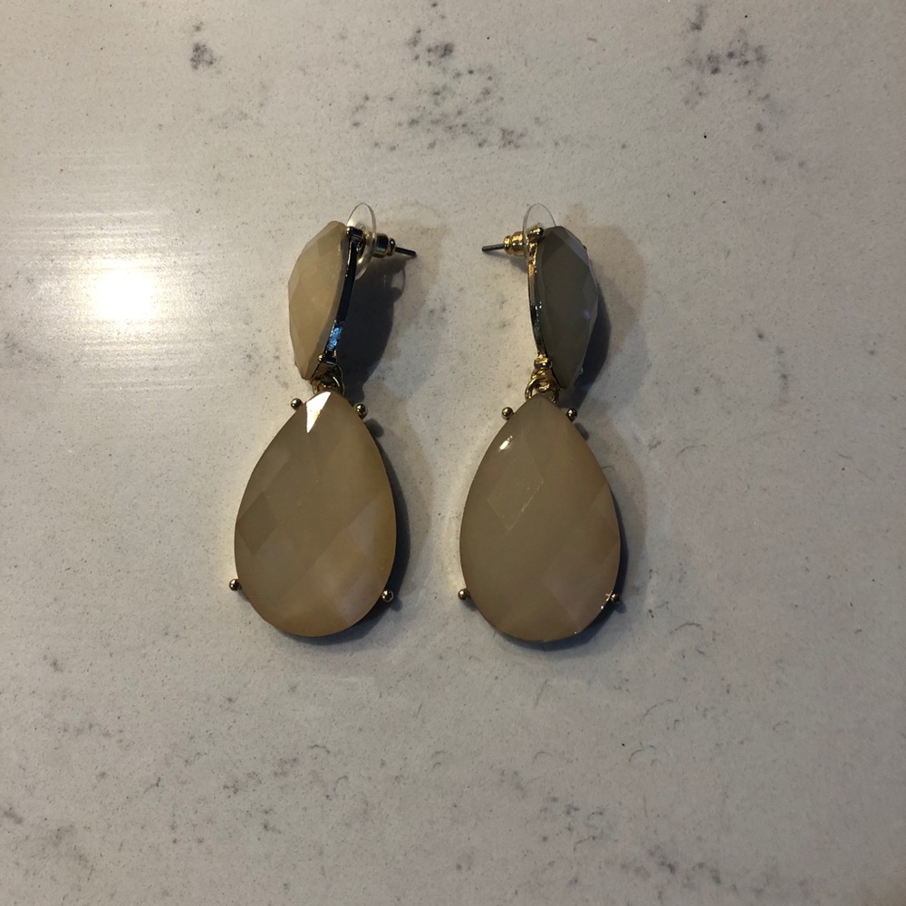 Women’s Drop Earrings
